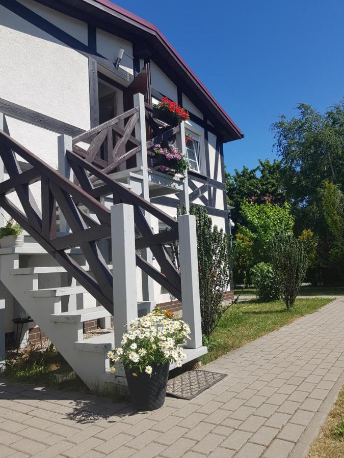Nadmorskie Apartamenty Ustka Buitenkant foto