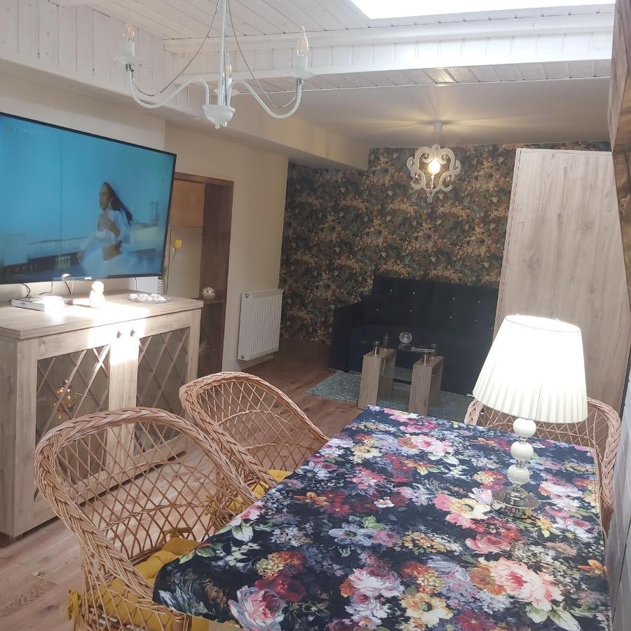Nadmorskie Apartamenty Ustka Buitenkant foto