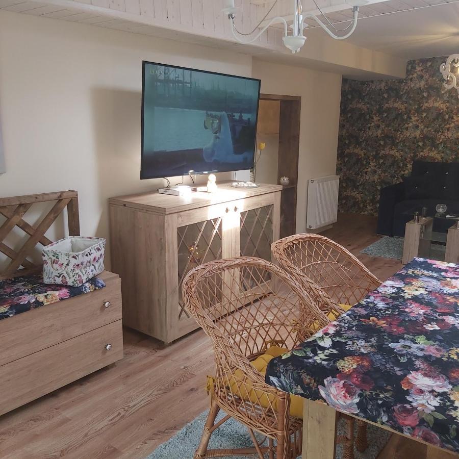 Nadmorskie Apartamenty Ustka Buitenkant foto