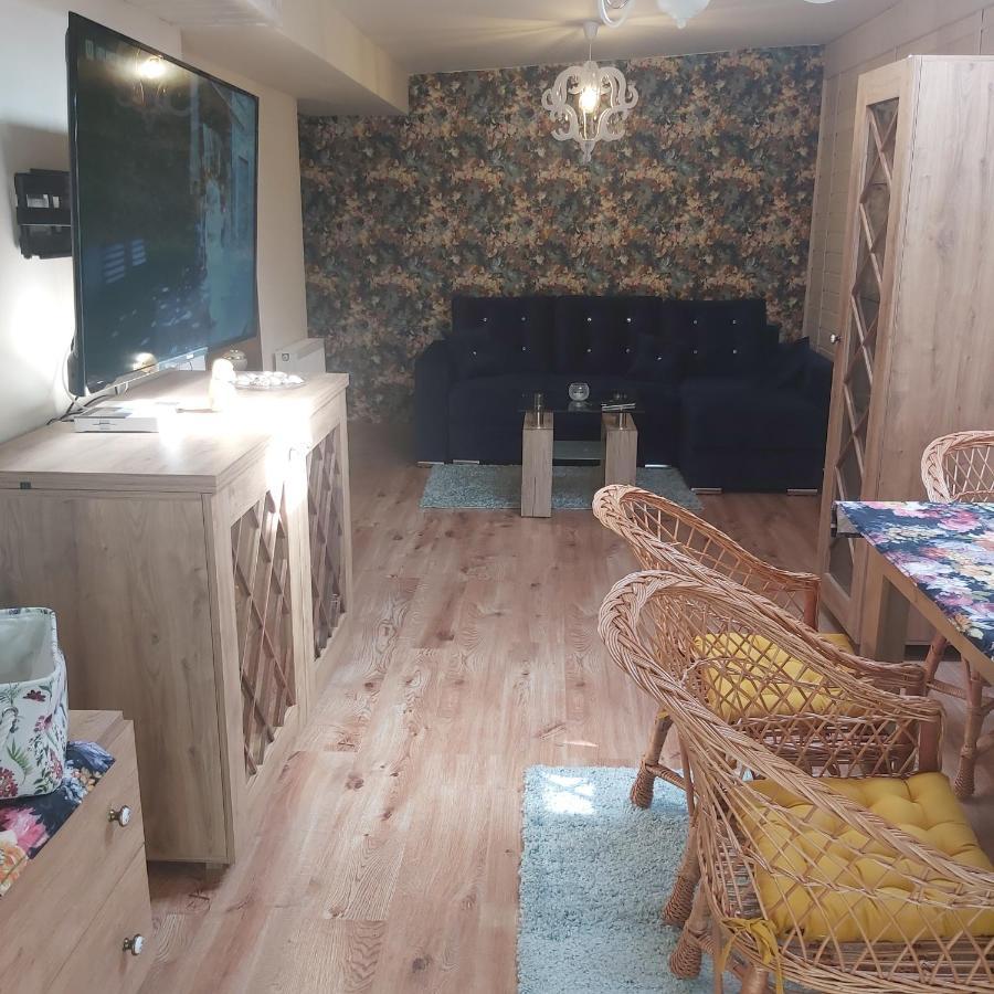 Nadmorskie Apartamenty Ustka Buitenkant foto