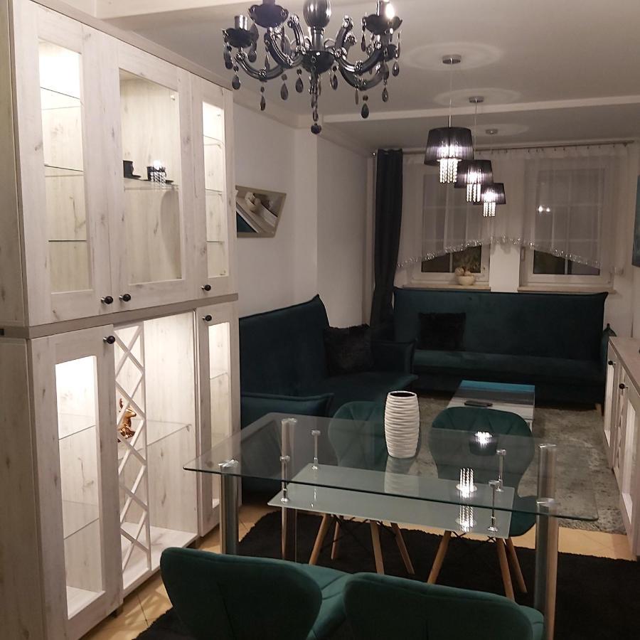 Nadmorskie Apartamenty Ustka Buitenkant foto